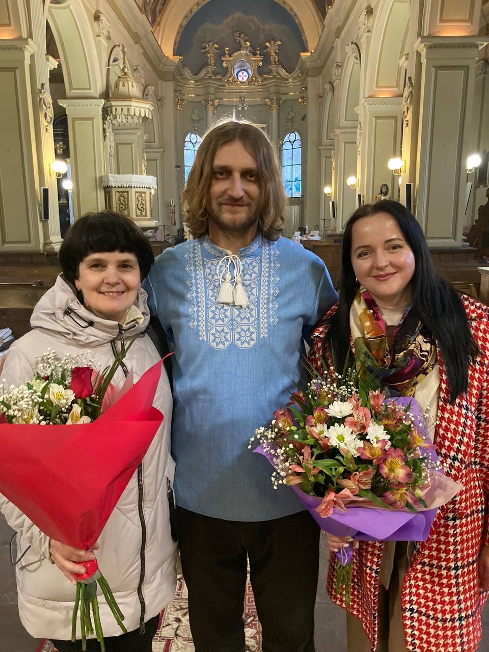 photo 5305341340474787940 y